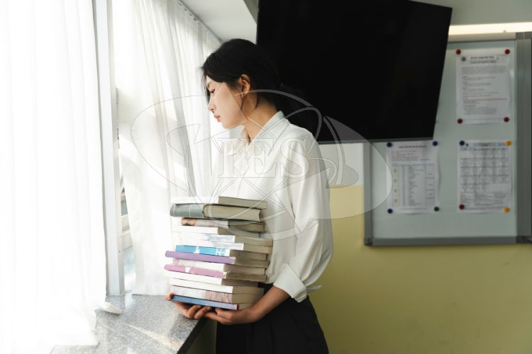 Có nên tự học bằng sách giáo khoa tiếng Hàn lớp 1?