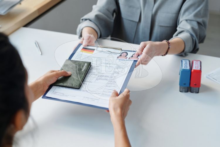 Tránh những lỗi thường gặp khi xin visa